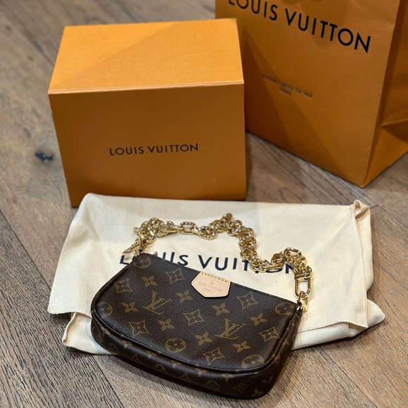 Louis Vuitton Multi pochette. Mini pochette only! - Picture 6 of 8